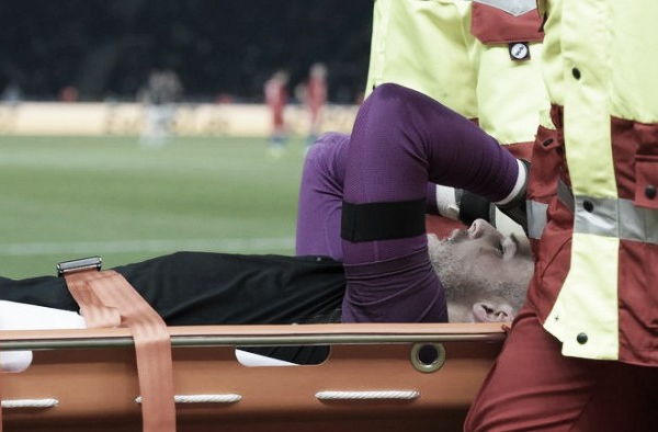 Jack Butland likely to miss Euro 2016 after fracturing ankle