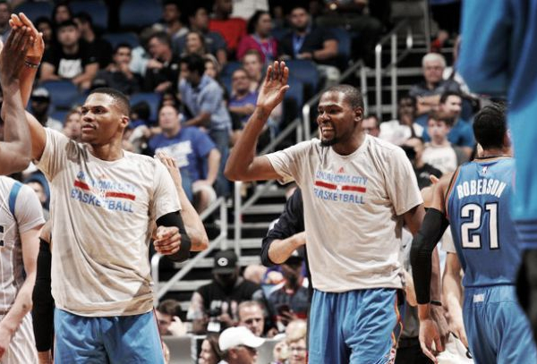 NBA: i Jazz passeggiano, ok Toronto e Atlanta, vincono Spurs e Wizards. Follia a Orlando, passa OKC