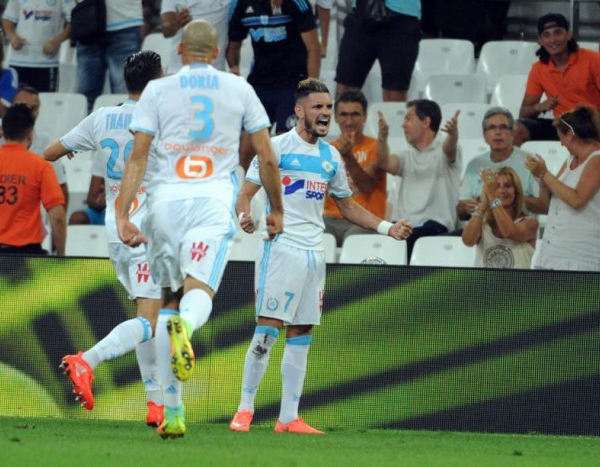 Marseille vence Lorient e conquista os primeiros pontos na Ligue 1