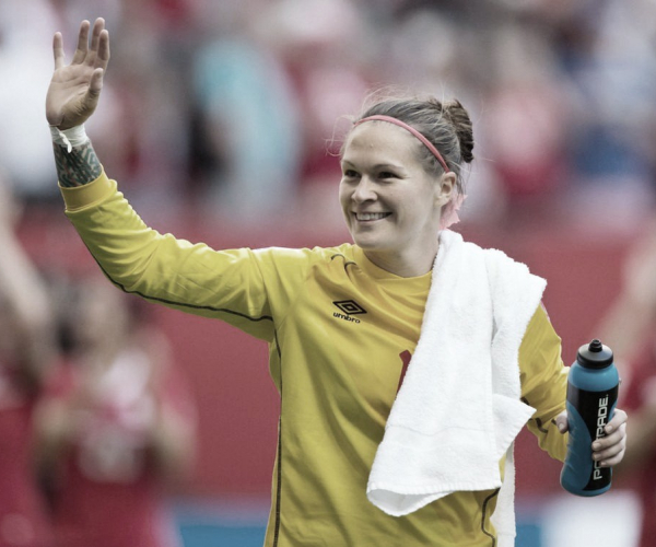 Erin McLeod signs with Orlando Pride and becomes the new goalkeeper of the team