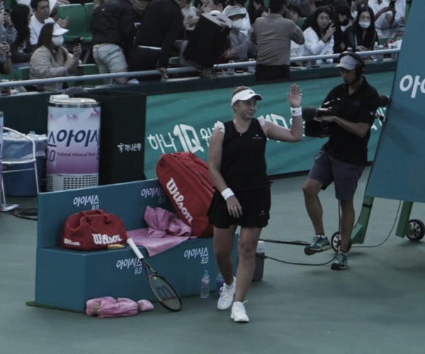 Ostapenko conta com desistência de Raducanu e volta à final do WTA 250 de Seul