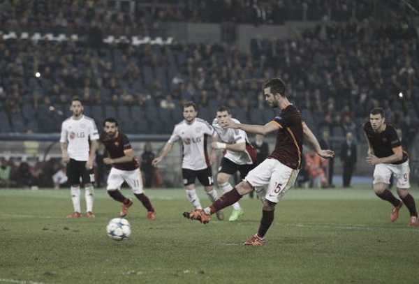 Pjanic salva la Roma: 3-2 col Bayer