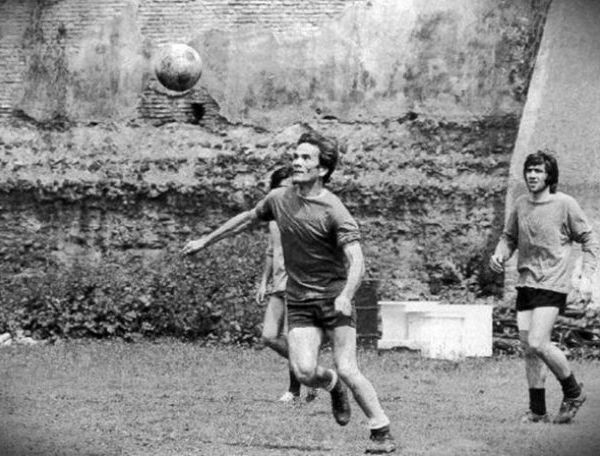 Il calcio secondo Pasolini, tra poesia e passione carnale
