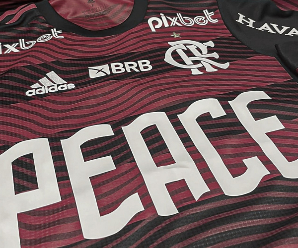 Flamengo jogará contra o Vasco com mensagem de "paz" pela Ucrânia na camisa