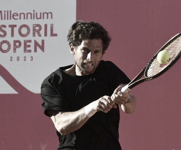 Pedro Sousa anuncia aposentadoria do tênis e recebe homenagem no Estoril Open