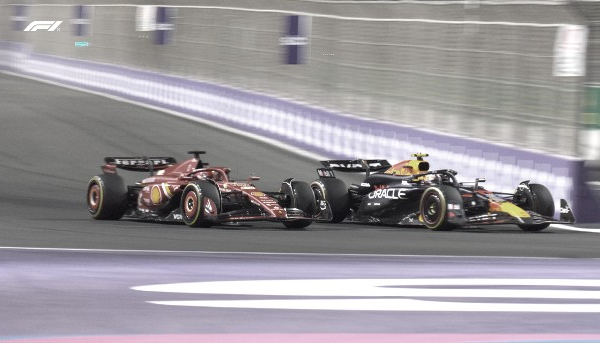 Verstappen alaba el buen fin de semana del equipo