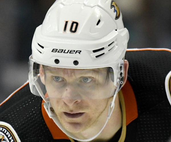 Corey Perry out for 5 months with a knee injury