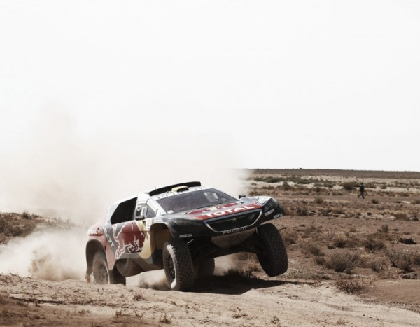 Rally Dakar 2016: la experiencia de Peterhansel se impone en Uyuni