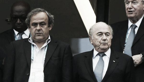 Finalizan sus eras; Blatter y Platini suspendidos por 8 años