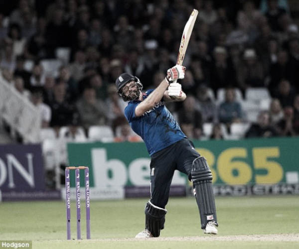 England vs Sri Lanka 1st ODI: Plunkett plunders six off final ball to secure dramatic tie