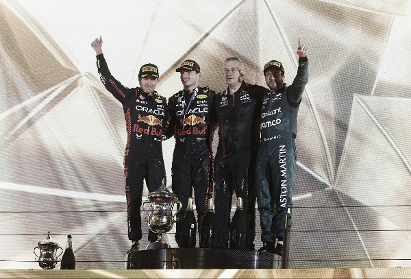 Remember GP Bahrein 2023: podio de Alonso en su primer GP
con Aston Martin