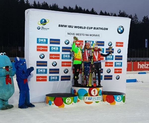 Biathlon - Nove Mesto, mass start femminile: Koukalova fa impazzire il pubblico ceco, altro podio per Wierer