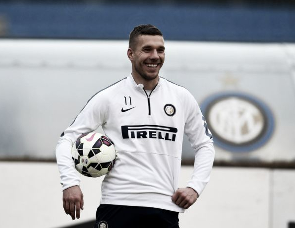 Podolski afirma estar bem na Internazionale mesmo com críticas de Mancini