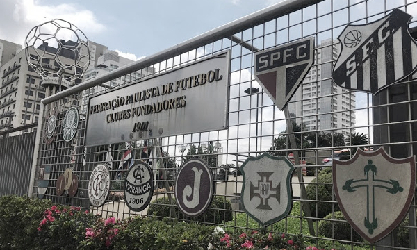 Campeonato Paulista é suspenso após reunião entre clubes e FPF