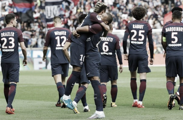 Ligue 1 - Il Psg scherza il Montpellier: 6-2 nello show dell'attacco di Emery