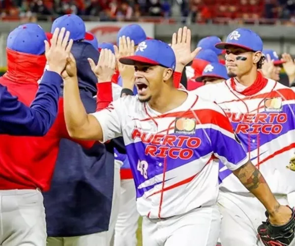 Summary and runs of the Dominican Republic 5-2 Puerto Rico in the Caribbean Series 2024