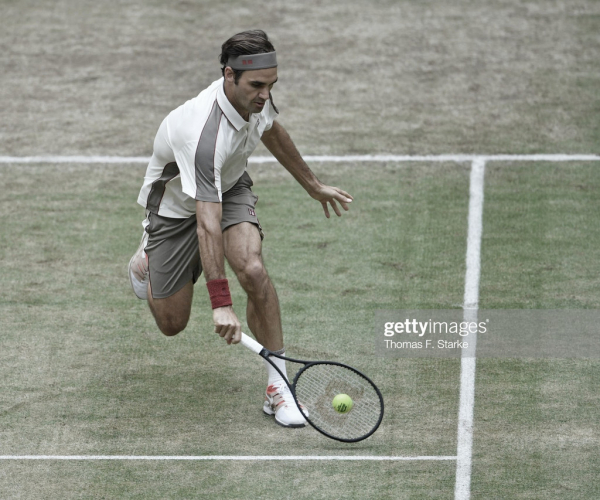 Federer, a una victoria de su décimo título en Halle