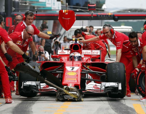 F1, Gp della Malesia. Raikkonen, pole sfumata per pochi millesimi: "C'è un po' di delusione, ma la gara è domani"