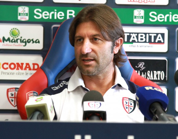 Cagliari, Rastelli avvisa il Chievo: "Pronti ascendere in campo per dare battaglia"