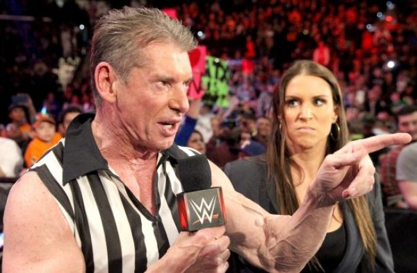 WWE RAW Review 1/4/16