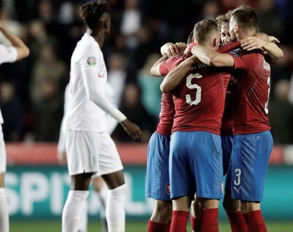 Previa República Checa vs Inglaterra: duelo por la primera plaza del grupo 