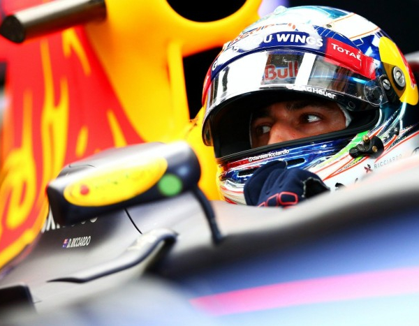 Formula 1, Gp d'Ungheria - La delusione di Ricciardo: "Max? Dimostra la sua gioventù"