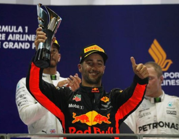 Gp di Singapore, delusione Ricciardo: "Triste per non essere riuscito a vincere"