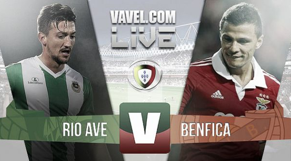 Rio Ave x Benfica    na Liga NOS (2-1)