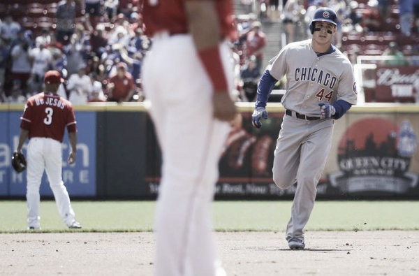 Anthony Rizzo's two homeruns propel Chicago Cubs to a 9-0 win