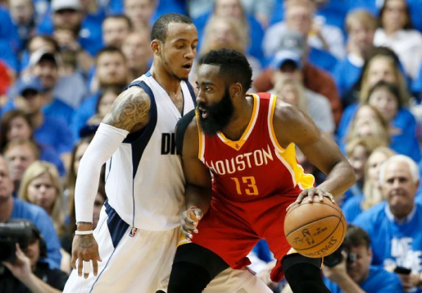 Score Houston Rockets - Dallas Mavericks in 2015 NBA Playoffs Game 4 (109-121)