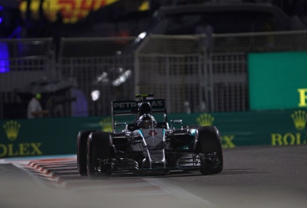 Rosberg, pole da mille e una notte