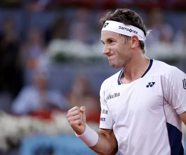 Ruud vence a su físico y a  Cerúndolo para meterse en la final