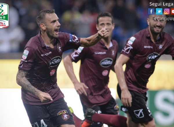 Serie B - Il derby va alla Salernitana: Della Rocca e Felipe Luiz battono il Benevento (2-1)