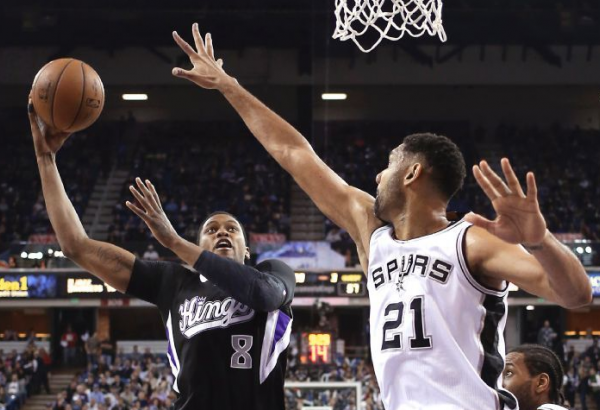 San Antonio Spurs Handle Sacramento Kings, 107-96, To Halt Four-Game Losing Streak