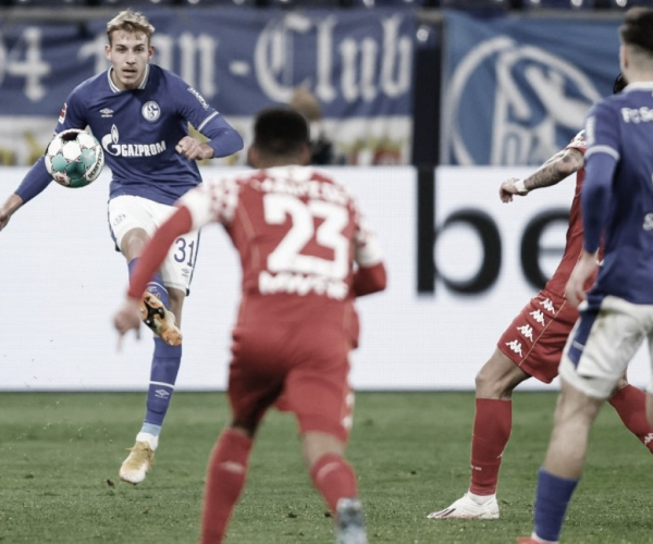 Schalke fica no empate com Mainz e ambos seguem na zona de rebaixamento