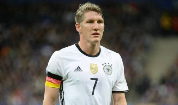 Germania, Schweinsteiger saluta la nazionale