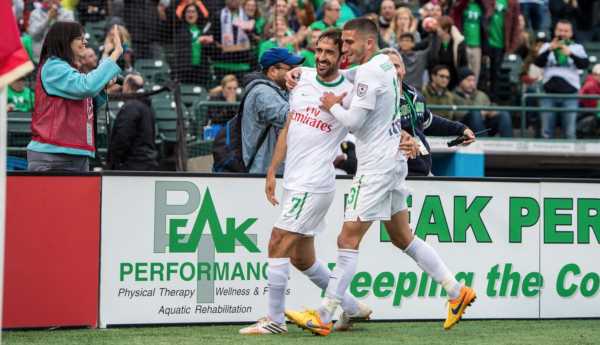 Cosmos Beat Strikers, Advance To NASL Final