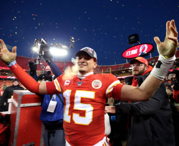 Tennessee Titans 24-35 Kansas City Chiefs: Mahomes leads Chiefs to first Super Bowl in 50 years