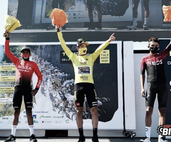 Egan Bernal y Nairo Quintana, en el podio del Tour de L'Ain
