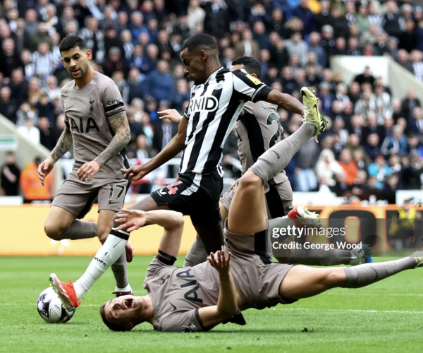 Newcastle 4-0 Tottenham: Magpies destroy Spurs with dominant performance