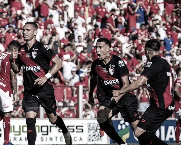 Gols e melhores momentos Atlético-GO 1 x 2 Flamengo pelo Brasileirão