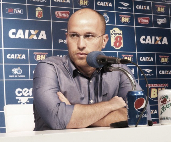 Diretor do Cruzeiro reitera confiança em Paulo Bento mesmo com maus resultados