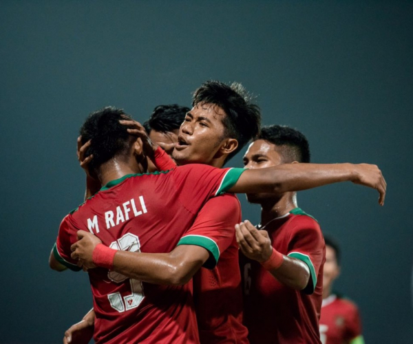 Libas Singapura, Indonesia ke Puncak Grup A Piala AFF