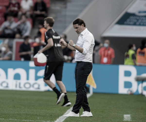 Técnico do Leverkusen, Gerardo Seoane destaca
dificuldade para vencer Mainz: “Jogo difícil” 