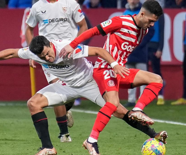Goals and highlights Sevilla 1-2 Girona in LaLiga