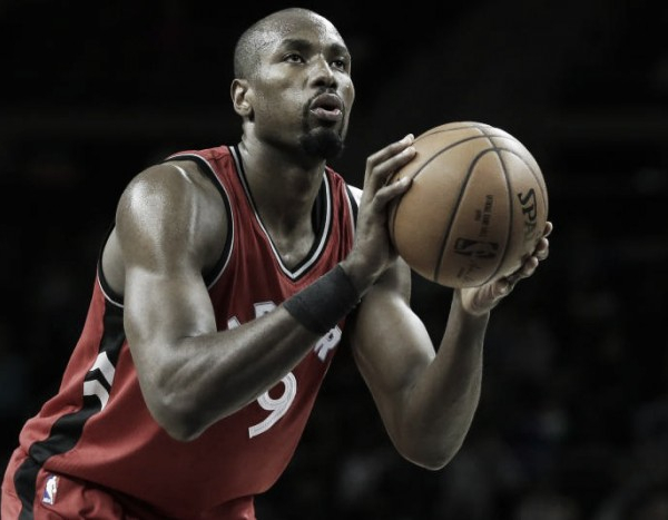 NBA, Serge Ibaka firma con i Raptors. Taj Gibson ritrova Thibodeau