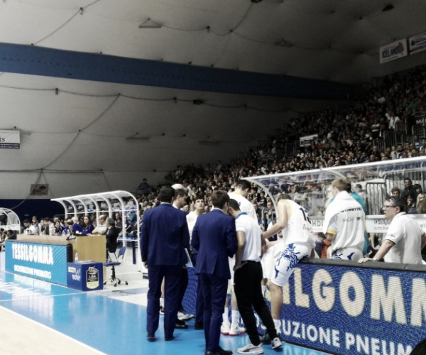 Legabasket Serie A - La prima gioia di Capo d'Orlando: espugnata Reggio Emilia (69-75)