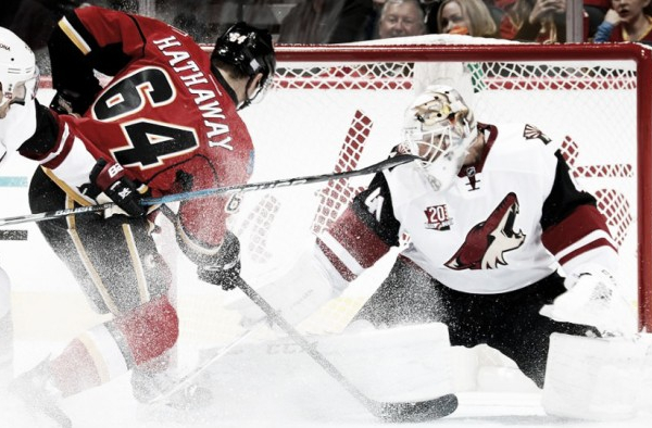 Arizona Coyotes get burned by Calgary Flames in overtime