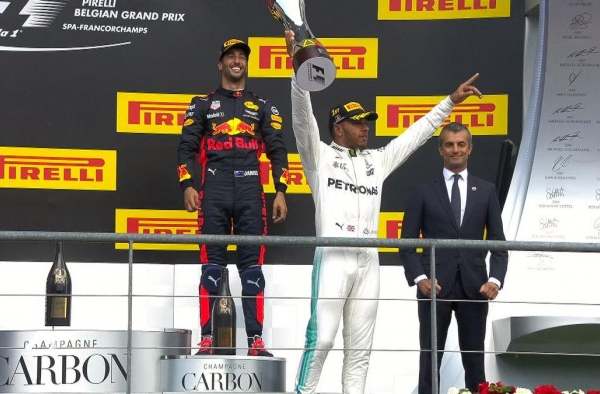 Formula 1, GP Belgio - Hamilton vince, ma che fatica! Ottimo Vettel secondo