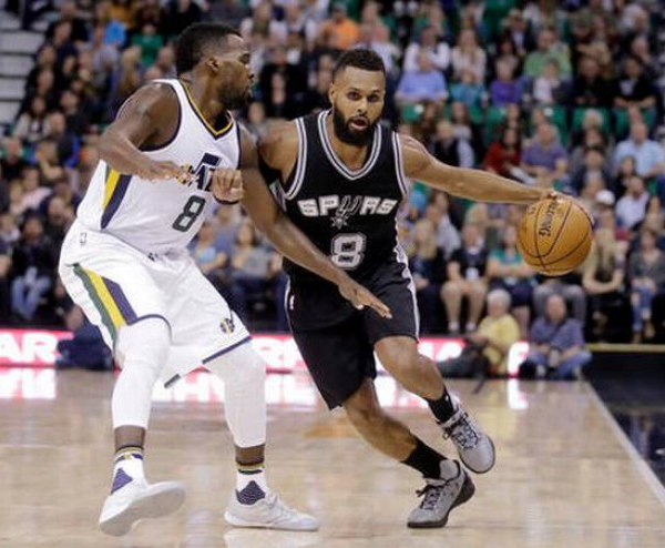 Spurs, Leonard guida la rivincita sui Jazz (86-100)